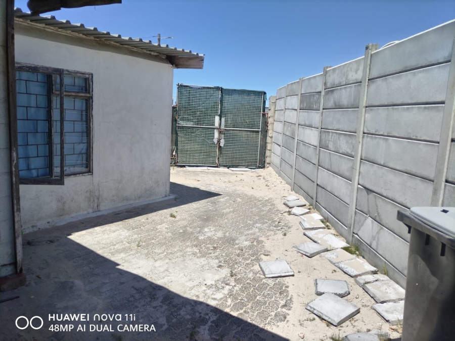 1 Bedroom Property for Sale in Wesbank Western Cape